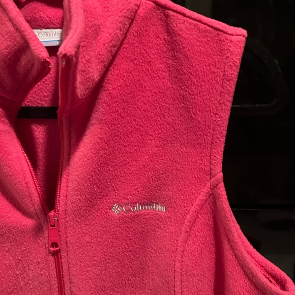 Columbia - Size Large - pink fleece zip up vest. Wintery yet vibrant! - Picture 2 of 4